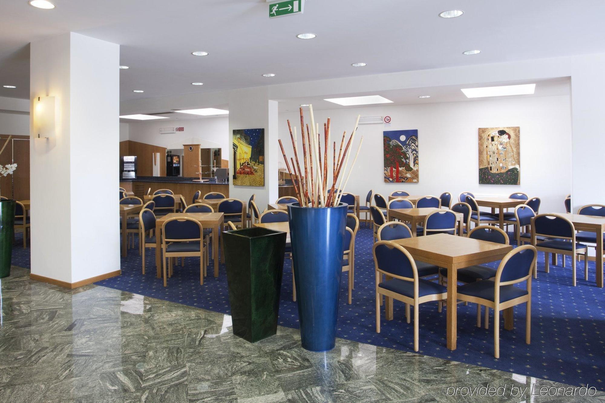 City Hotel & Suites Φολίνιο Εστιατόριο φωτογραφία
