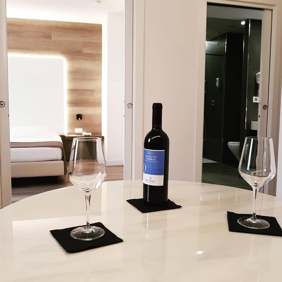 City Hotel & Suites Φολίνιο Εξωτερικό φωτογραφία