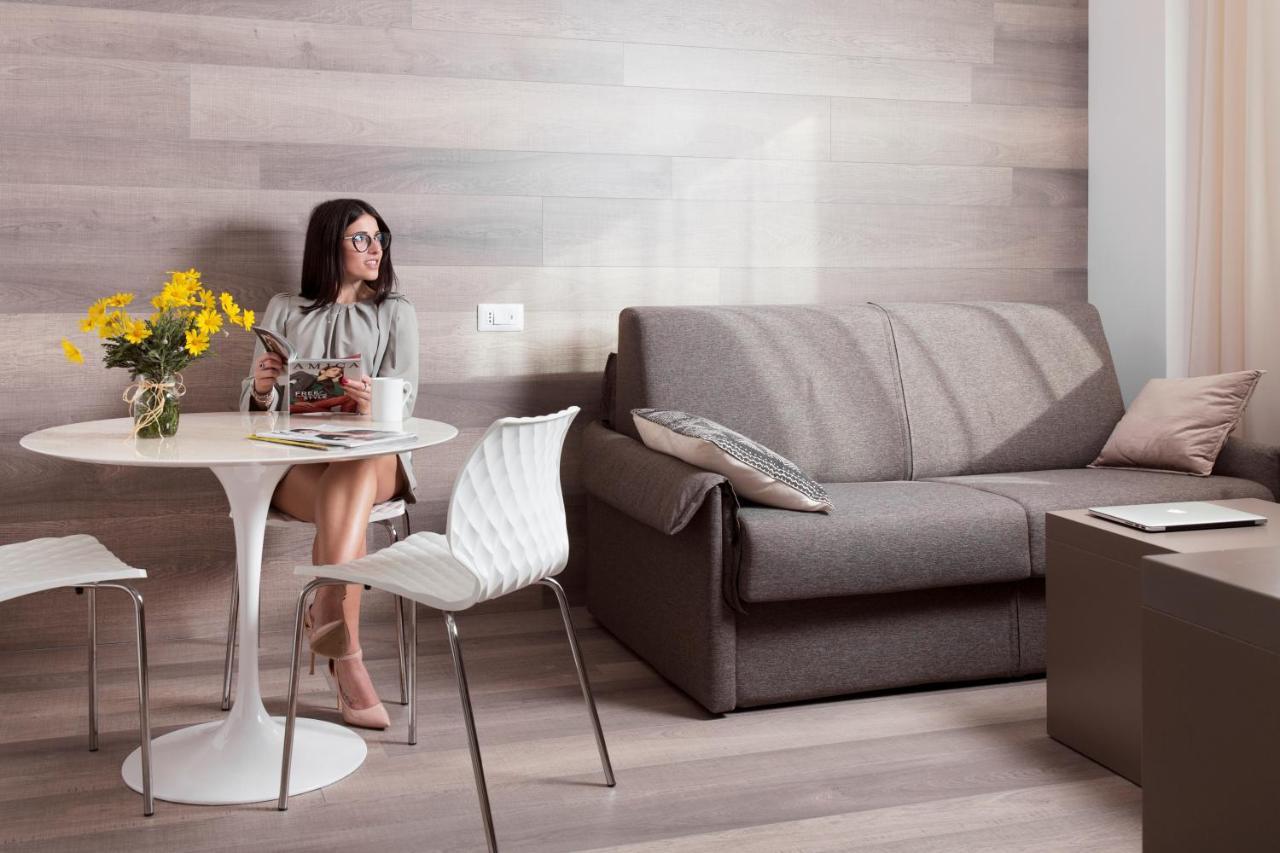 City Hotel & Suites Φολίνιο Εξωτερικό φωτογραφία