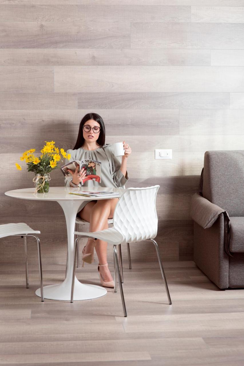 City Hotel & Suites Φολίνιο Εξωτερικό φωτογραφία